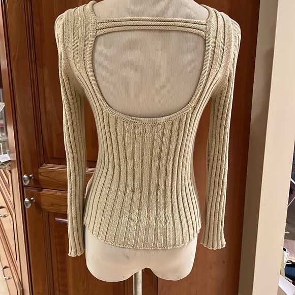 Maria de Ripabianca Creamy Oatmeal Open Back Sweater 8-10 - Picture 3 of 8